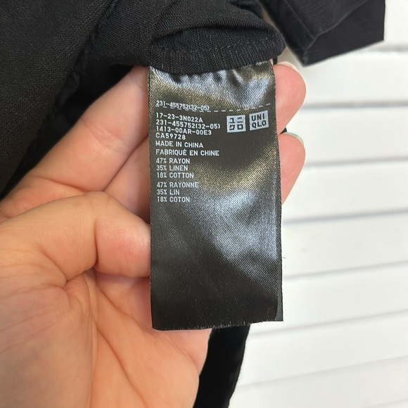 Uniqlo Black boxy linen blend button down top - Picture 3 of 5